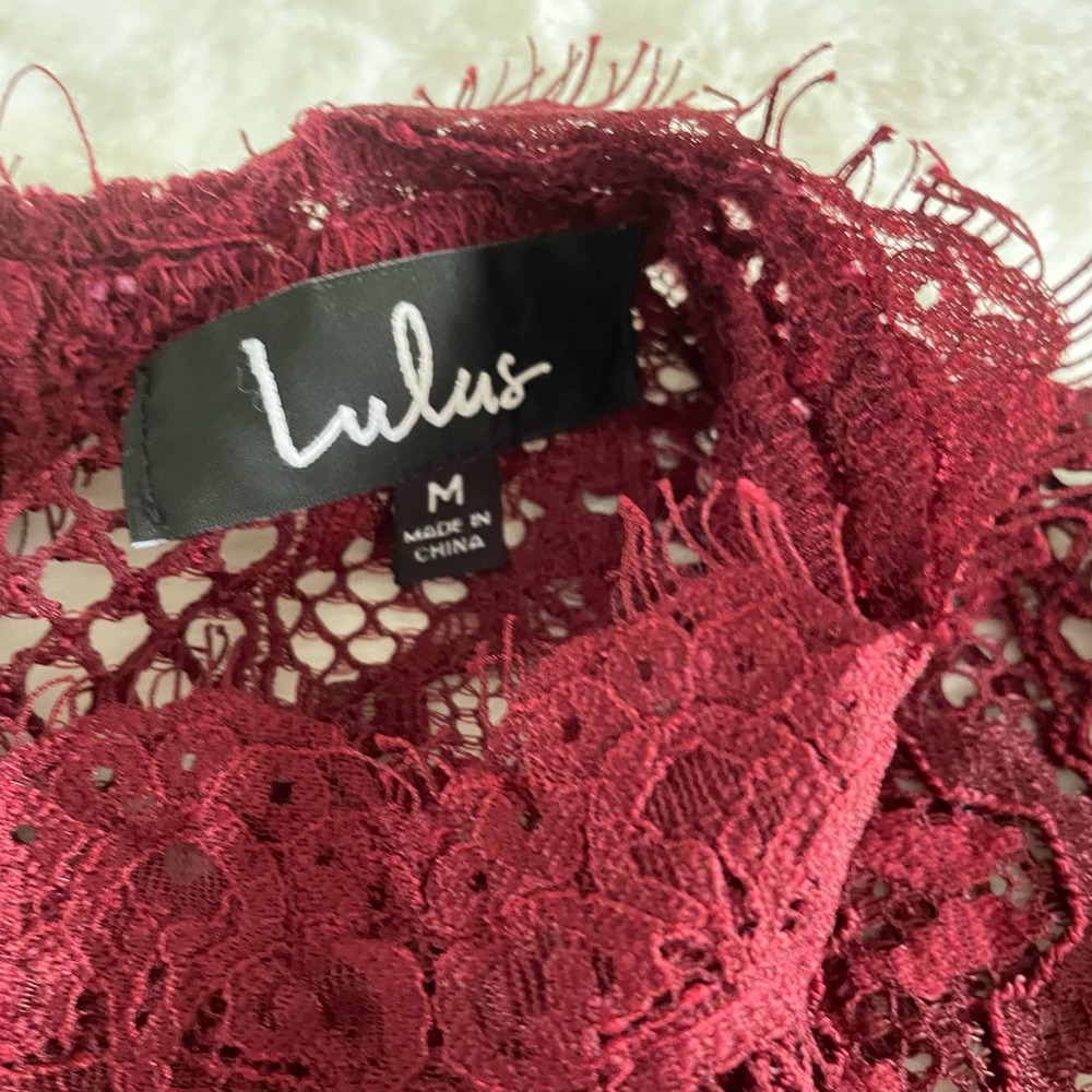 lulus red lace top blouse size medium - Picture 3 of 3